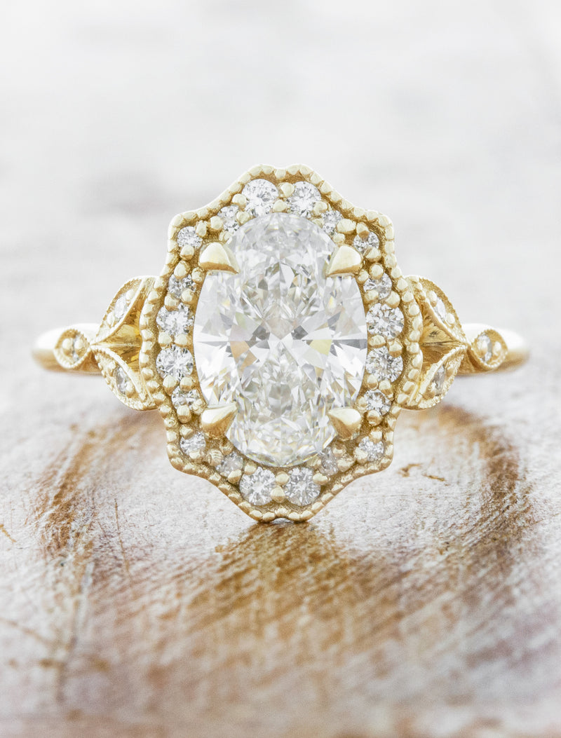 caption:Shown in yellow gold 